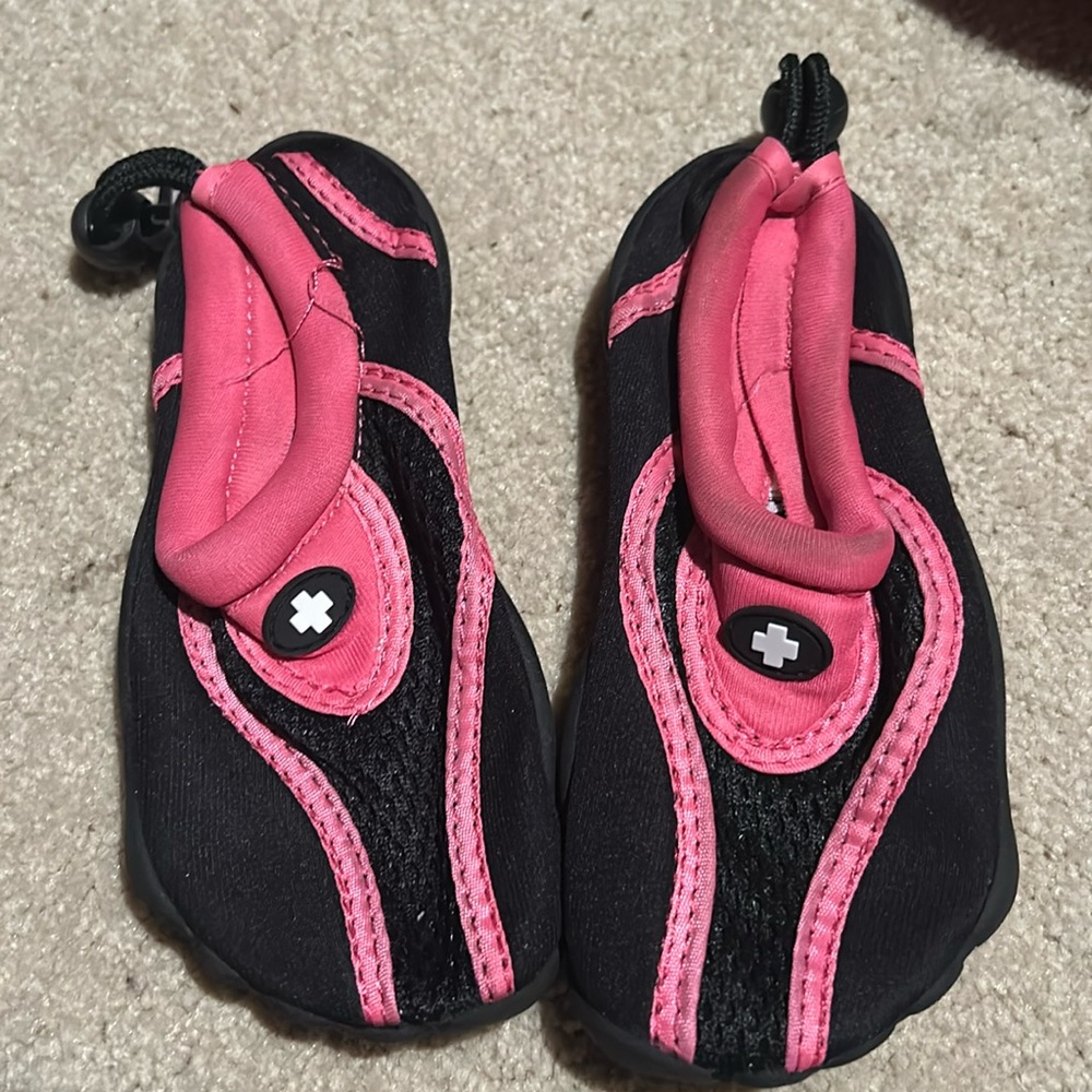 Kids water shoes